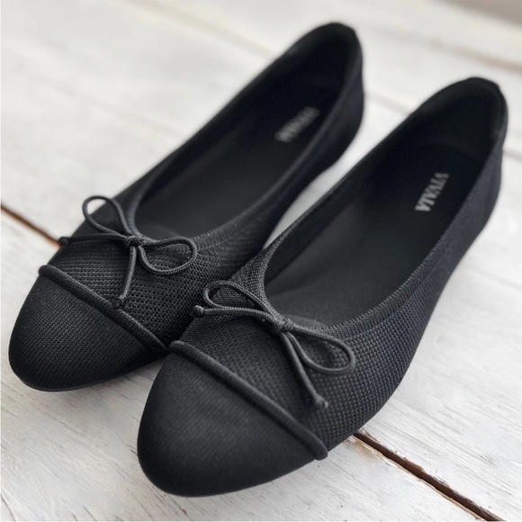 VIVAIA Tiana Almond Toe Bow Flats Pumps Shoes (EU 37.5) US 7 Black Knit $139 - Picture 4 of 8